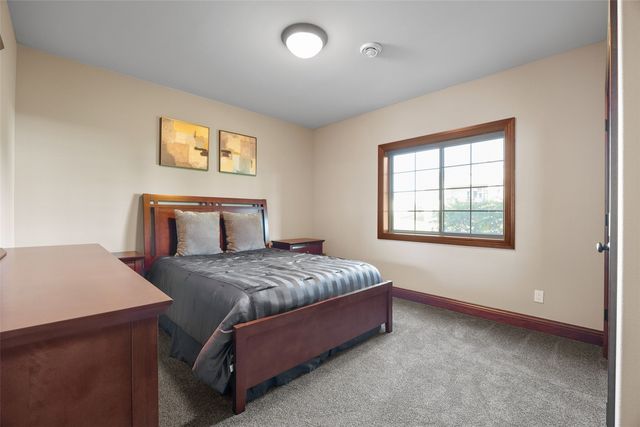 932 Prescot Lane, Marion, IA 52302