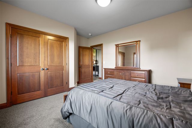 932 Prescot Lane, Marion, IA 52302