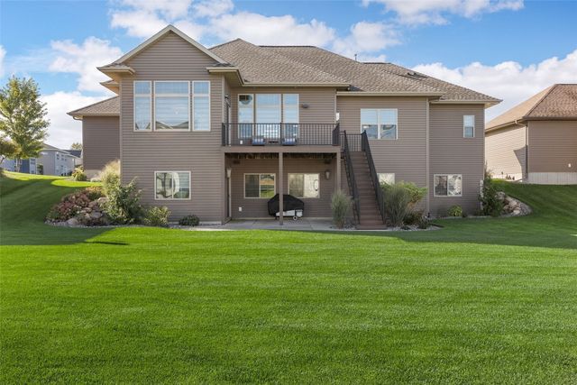 932 Prescot Lane, Marion, IA 52302