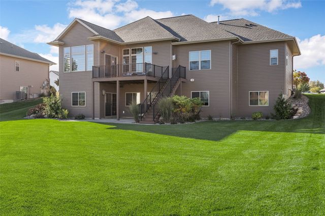 932 Prescot Lane, Marion, IA 52302