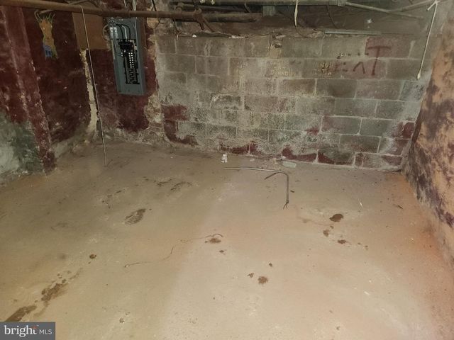 1807 E NORTH AVE, Baltimore, MD 21213