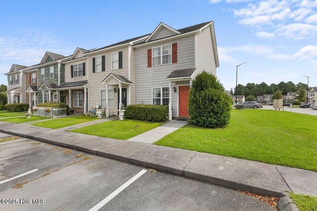 100 Ashwood Drive, Jacksonville, NC 28546