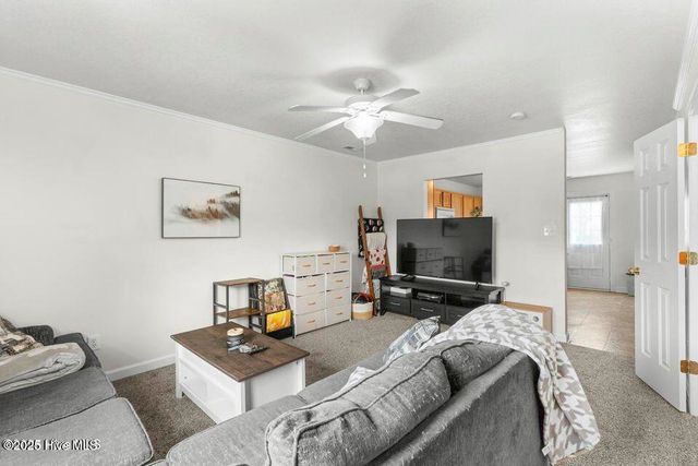 100 Ashwood Drive, Jacksonville, NC 28546