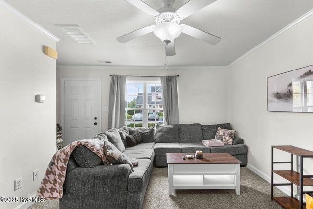 100 Ashwood Drive, Jacksonville, NC 28546