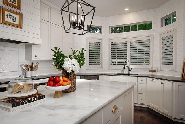 25 Red Sable Point, The Woodlands, TX 77380