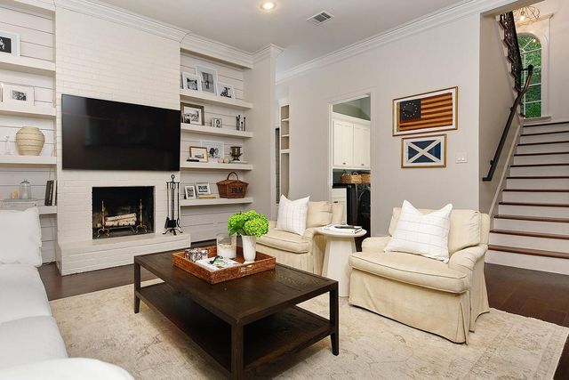 25 Red Sable Point, The Woodlands, TX 77380
