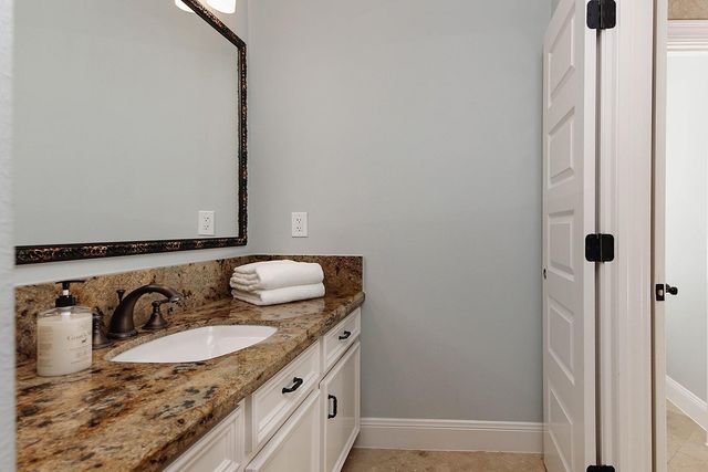 25 Red Sable Point, The Woodlands, TX 77380