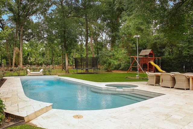 25 Red Sable Point, The Woodlands, TX 77380