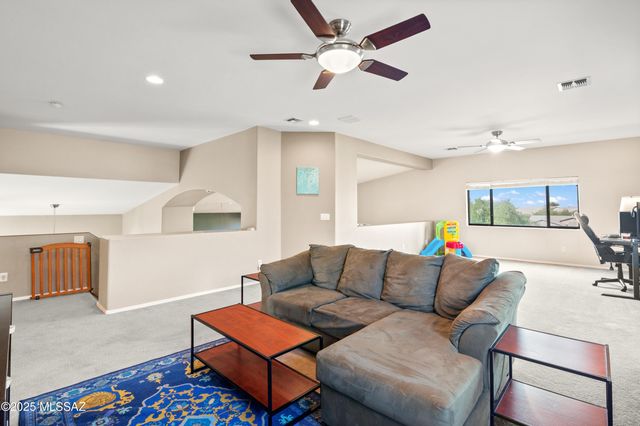 7450 W Shining Amber Lane, Tucson, AZ 85743