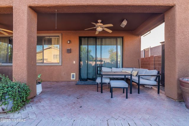 7450 W Shining Amber Lane, Tucson, AZ 85743