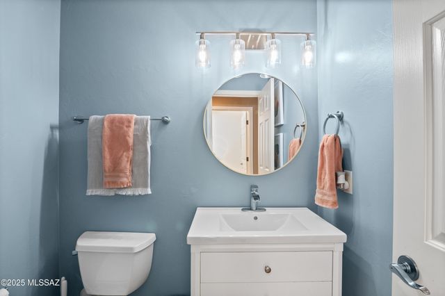 7450 W Shining Amber Lane, Tucson, AZ 85743