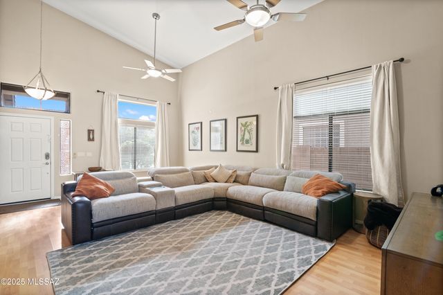 7450 W Shining Amber Lane, Tucson, AZ 85743