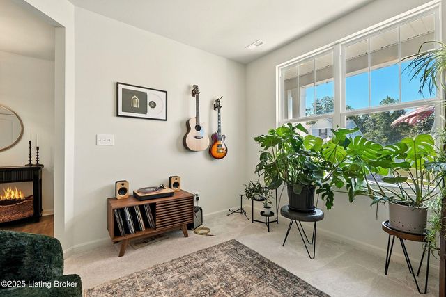 4215 Cobblestone Ln, La Grange, KY 40031