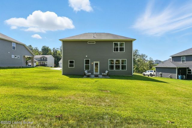 4215 Cobblestone Ln, La Grange, KY 40031