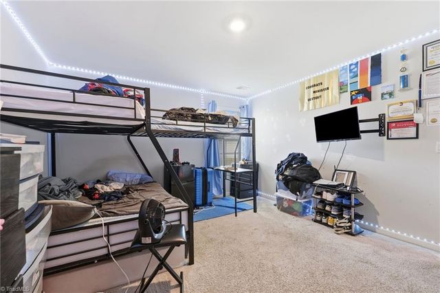 6824 Keeneland Drive, Whitsett, NC 27377