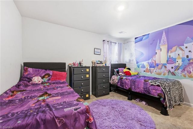 6824 Keeneland Drive, Whitsett, NC 27377