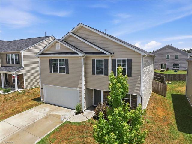 6824 Keeneland Drive, Whitsett, NC 27377