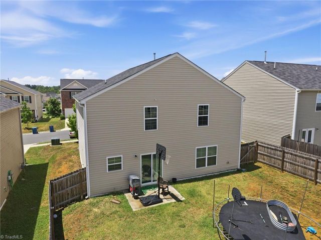 6824 Keeneland Drive, Whitsett, NC 27377