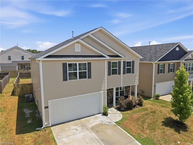 6824 Keeneland Drive, Whitsett, NC 27377
