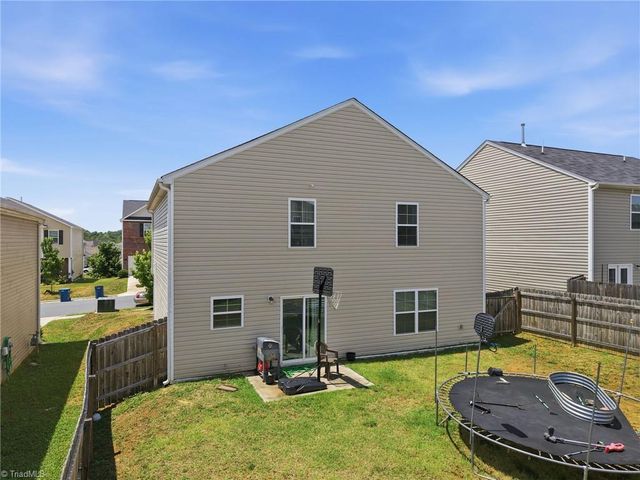 6824 Keeneland Drive, Whitsett, NC 27377