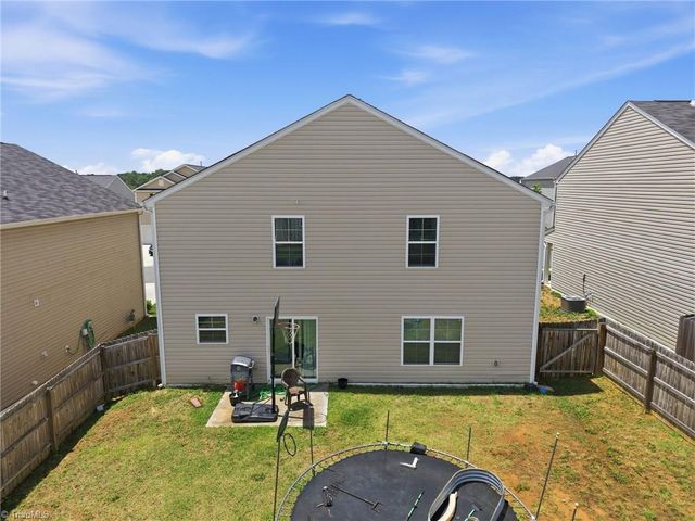 6824 Keeneland Drive, Whitsett, NC 27377