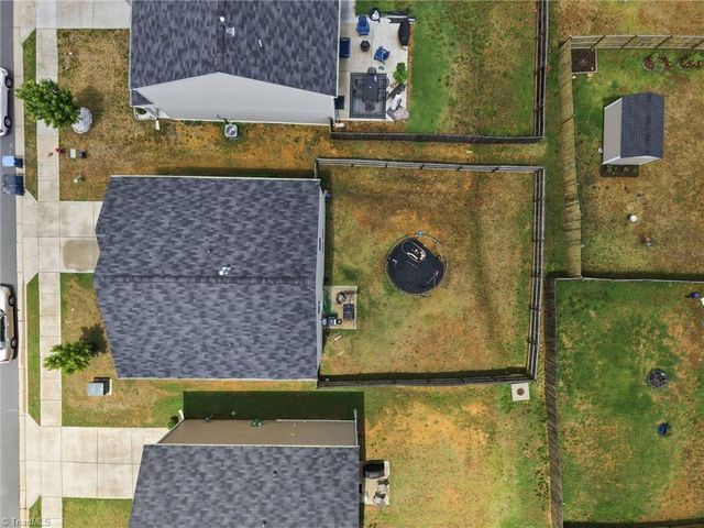 6824 Keeneland Drive, Whitsett, NC 27377