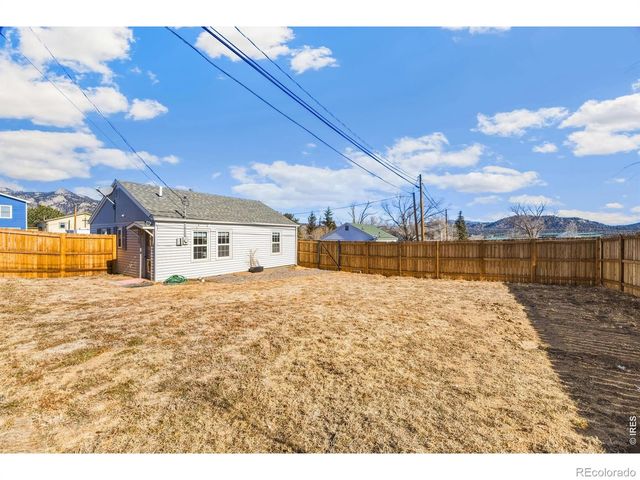 344 4th Street, Estes Park, CO 80517