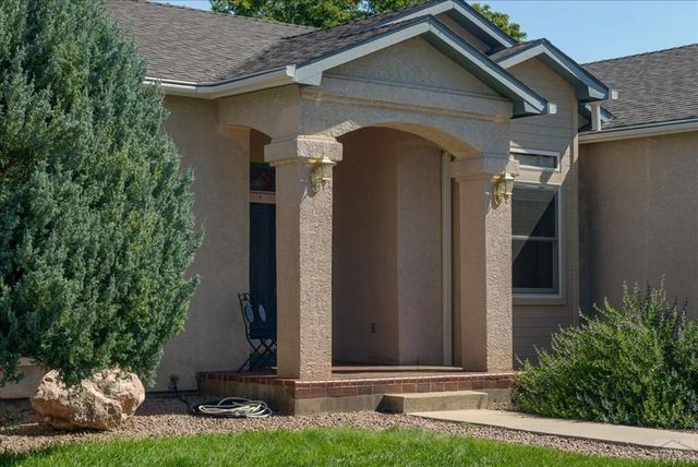 533 W Archer Dr, Pueblo West, CO 81007