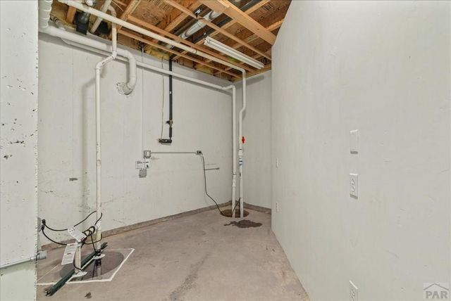 533 W Archer Dr, Pueblo West, CO 81007