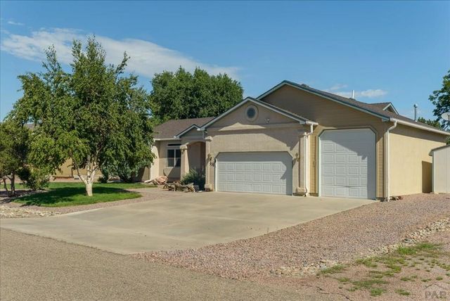 533 W Archer Dr, Pueblo West, CO 81007