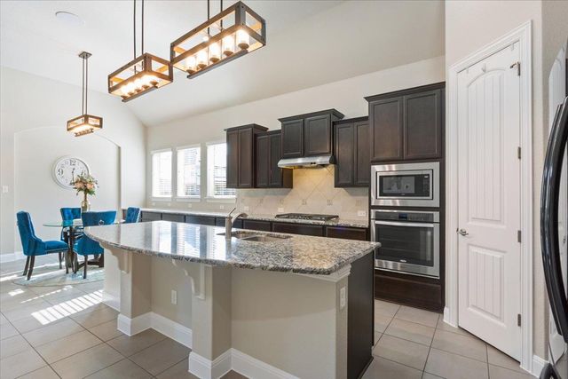 3916 Octavia DR, Pflugerville, TX 78660