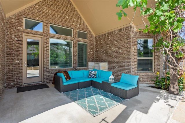 3916 Octavia DR, Pflugerville, TX 78660