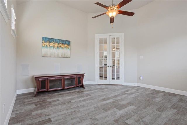 3916 Octavia DR, Pflugerville, TX 78660