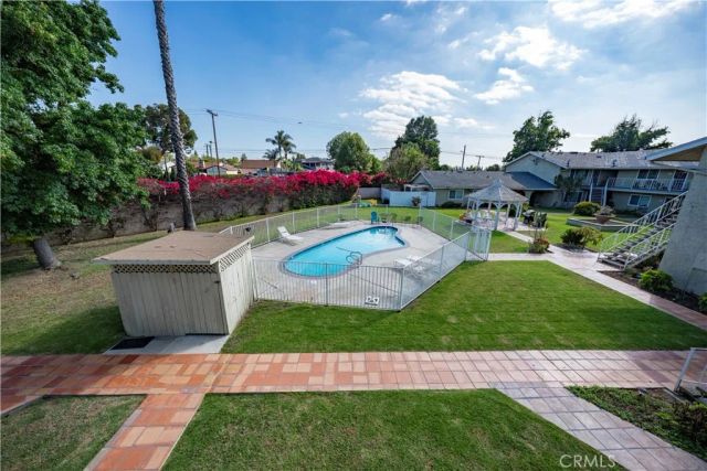 14315 Broadway, Whittier, CA 90604