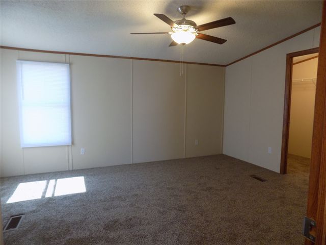 3450 Sarra Lane, Springtown, TX 76082