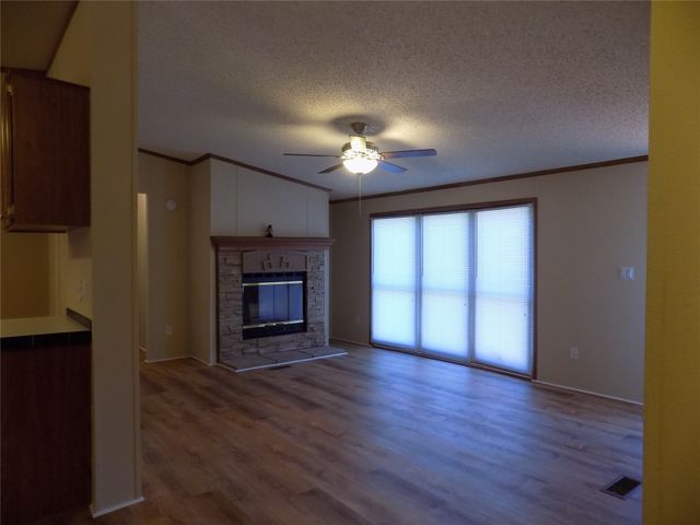 3450 Sarra Lane, Springtown, TX 76082