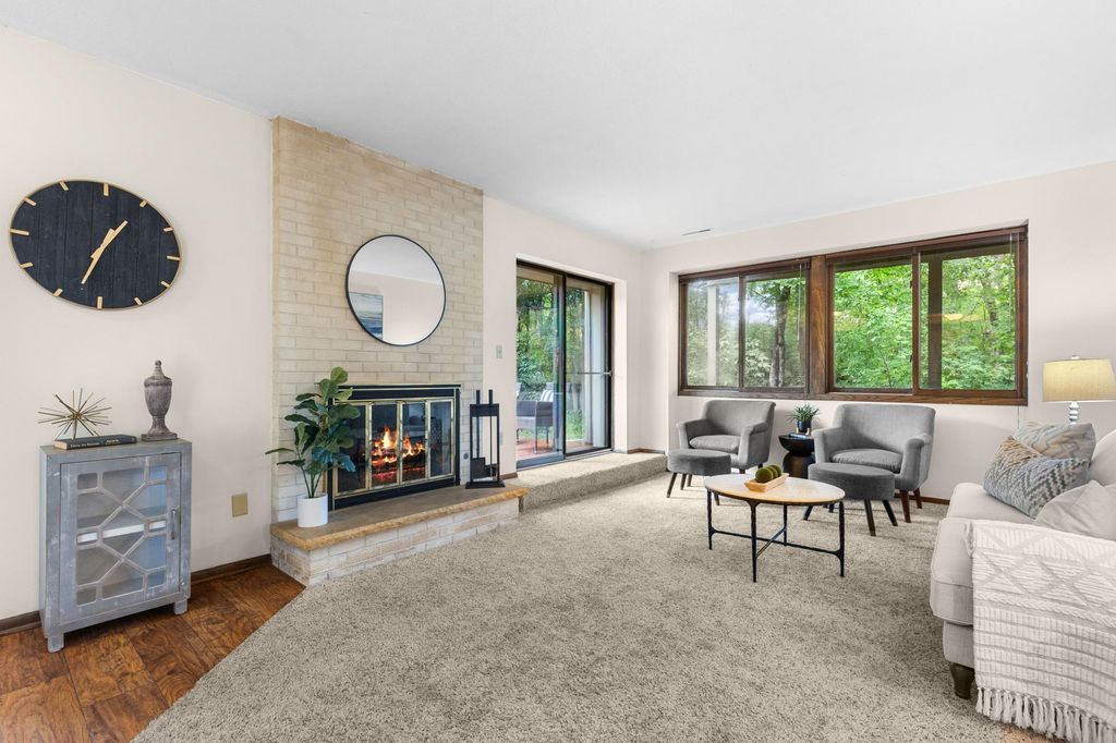 1849 Yuma Lane N, Plymouth, MN 55447