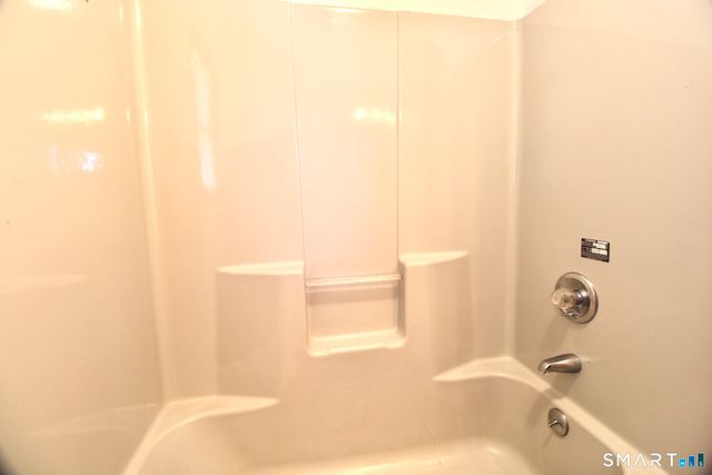 6 North Lane, Wallingford, CT 06492