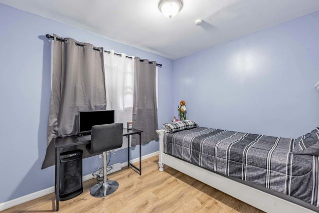12737 S Manistee Avenue, Chicago, IL 60633