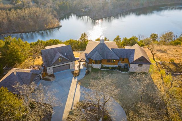 13 Beaver Drive, Holiday Island, AR 72631