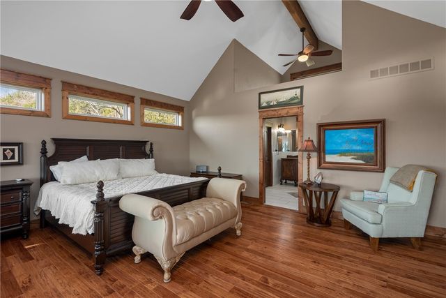 13 Beaver Drive, Holiday Island, AR 72631