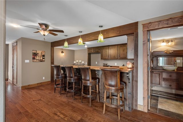 13 Beaver Drive, Holiday Island, AR 72631