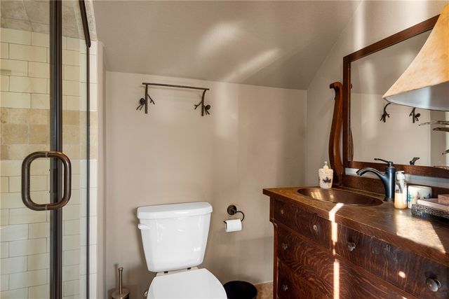 13 Beaver Drive, Holiday Island, AR 72631