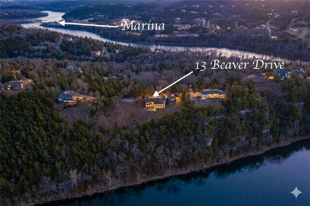 13 Beaver Drive, Holiday Island, AR 72631