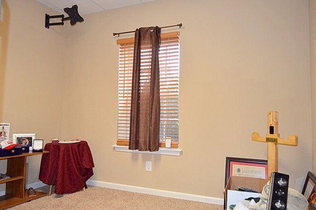 2948 Brewster Drive, Clarksville, TN 37042