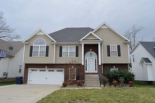 2948 Brewster Drive, Clarksville, TN 37042