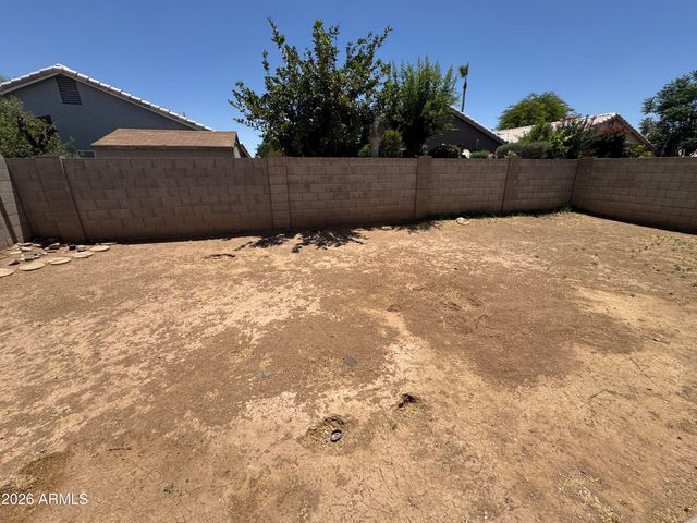 7707 W RANCHO Drive, Glendale, AZ 85303