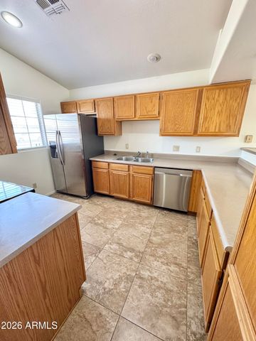 7707 W RANCHO Drive, Glendale, AZ 85303