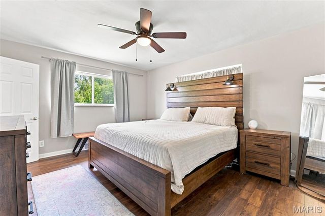 7929 Glenside Place, University City, MO 63130