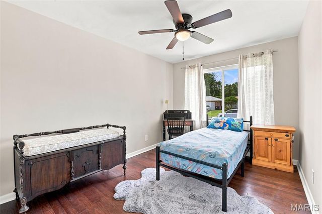 7929 Glenside Place, University City, MO 63130